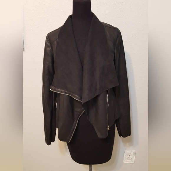 Faux leather jacket - Picture 4 of 6